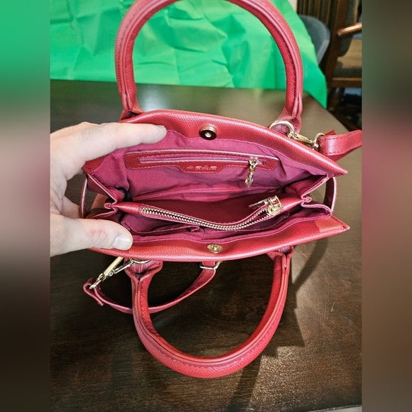 🛒💰BEBE RED HANDBAG - Picture 2 of 13